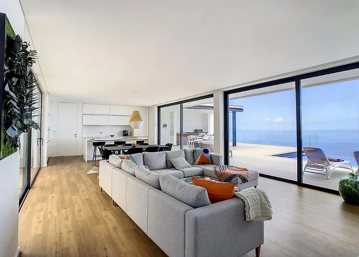 Heaven's Nest By Lovelystay *