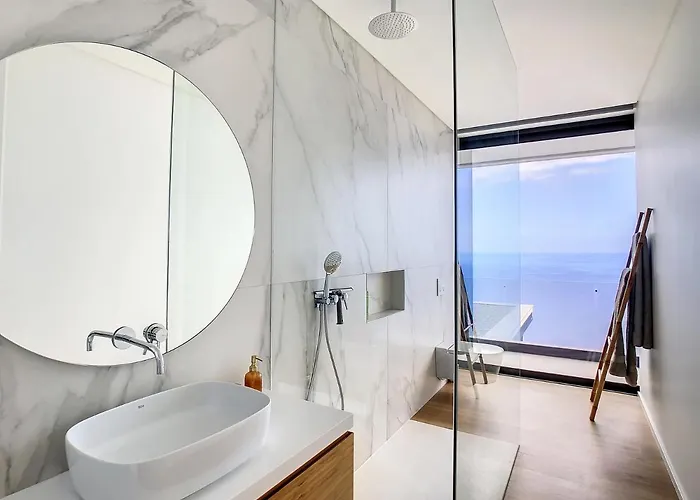 Heaven's Nest By Lovelystay *